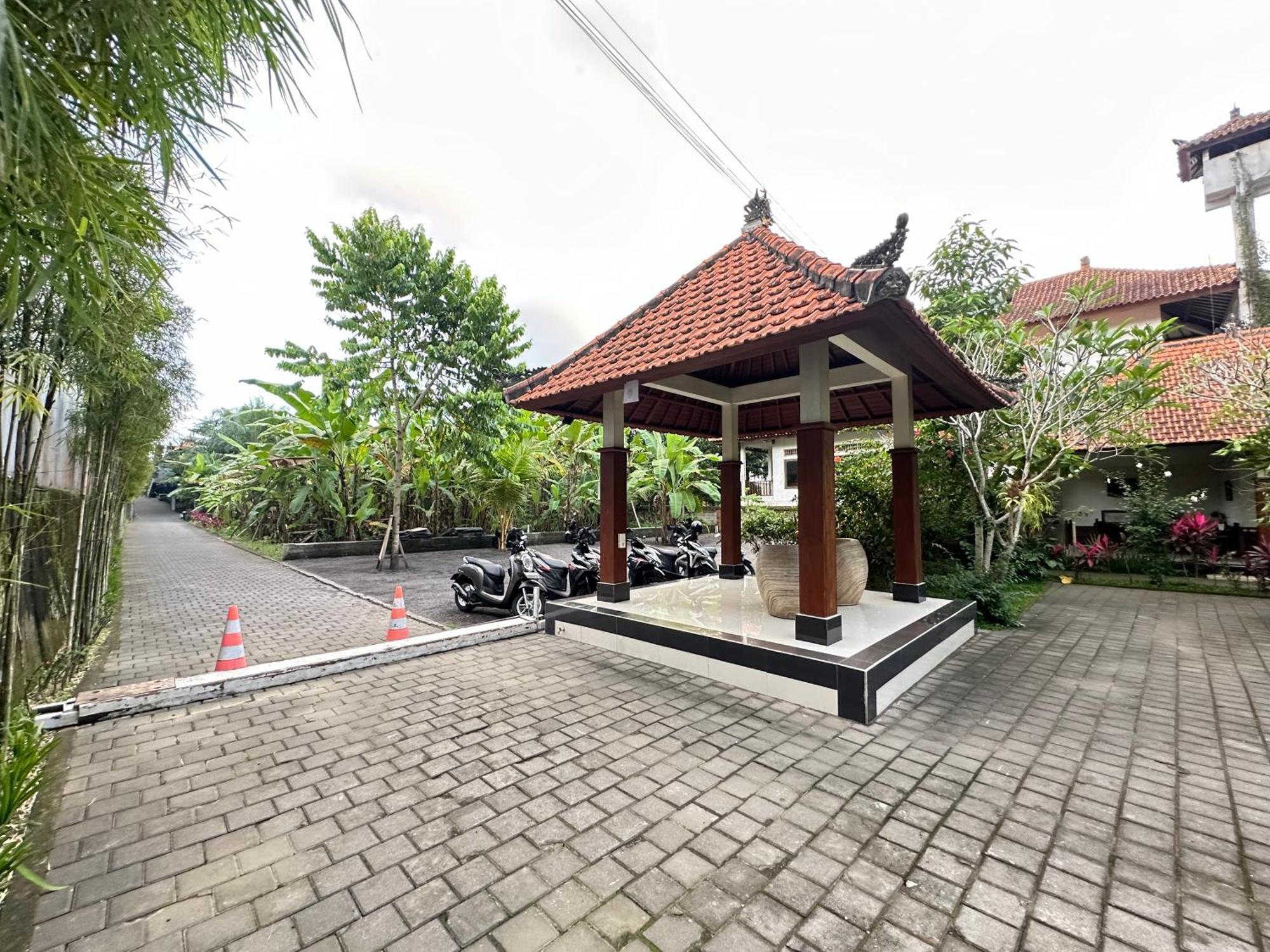 Brata Cottage Ubud Exterior photo