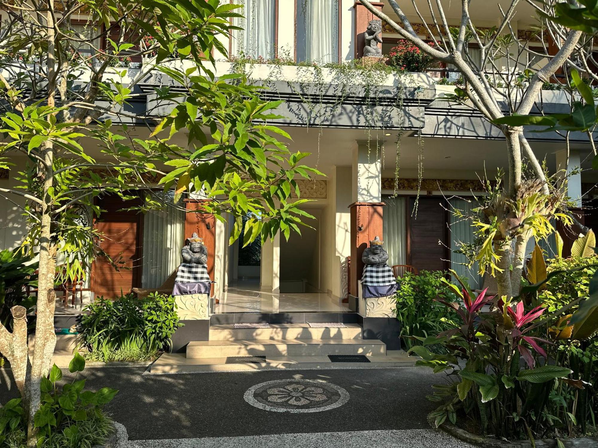 Brata Cottage Ubud Exterior photo